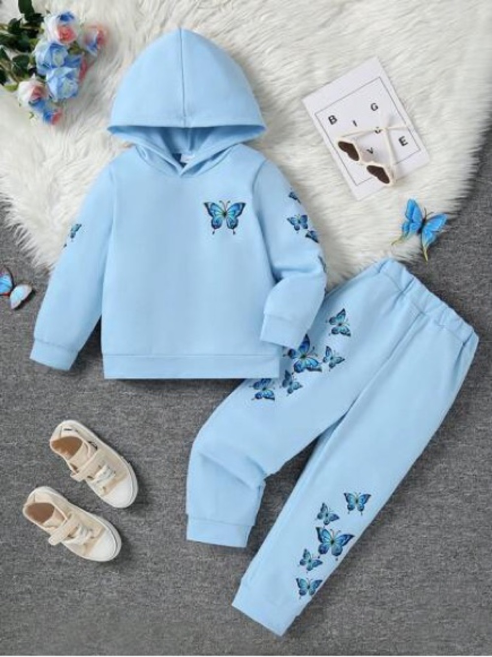Girls Sweat Set Bundle - Picture 7 of 7